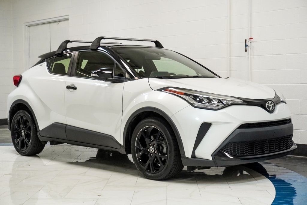 2022 Toyota C-HR Nightshade Edition photo 4