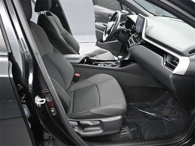 2022 Toyota C-HR Nightshade Edition photo 19
