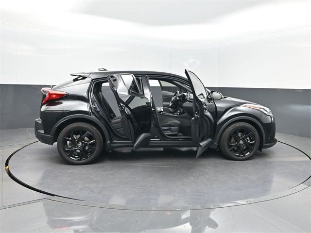 2022 Toyota C-HR Nightshade Edition photo 30