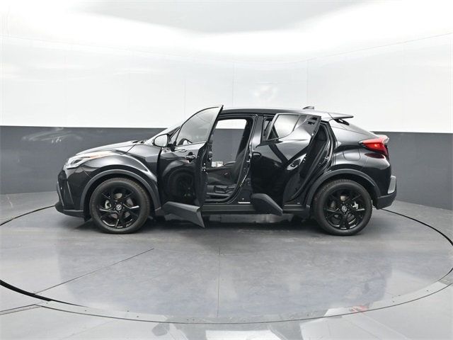 2022 Toyota C-HR Nightshade Edition photo 32