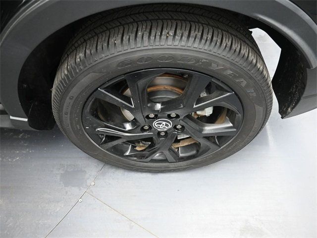 2022 Toyota C-HR Nightshade Edition photo 8