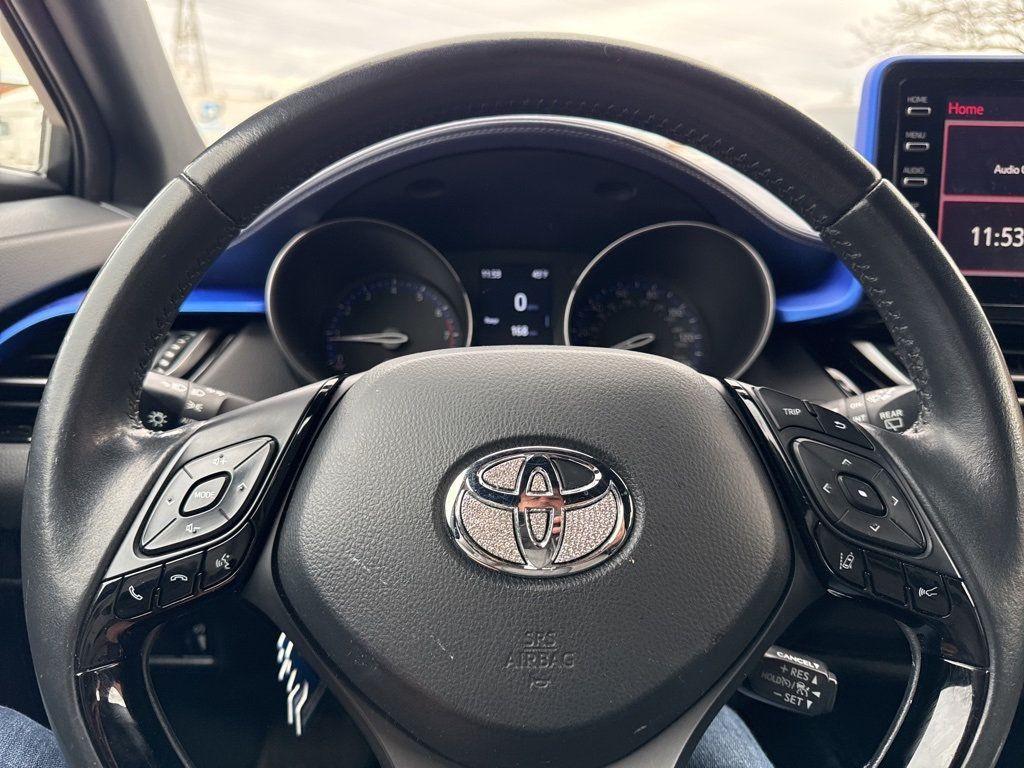 2022 Toyota C-HR XLE FWD - 22962781 - 10