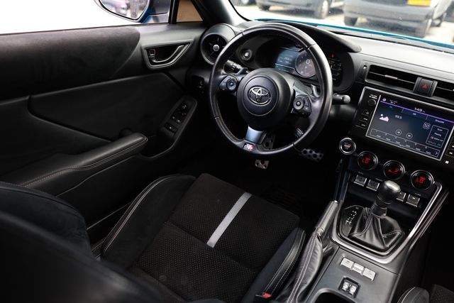 2022 Toyota GR86 Premium Automatic - 23036237 - 22