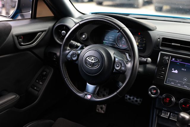 2022 Toyota GR86 Premium Automatic - 23036237 - 30