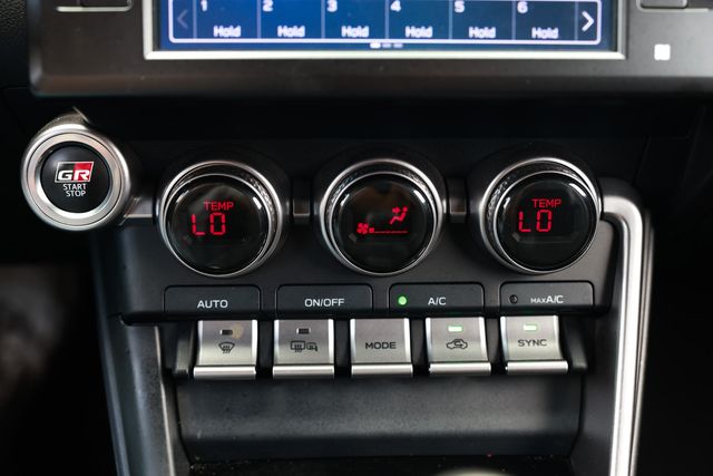 2022 Toyota GR86 Premium Automatic - 23036237 - 34