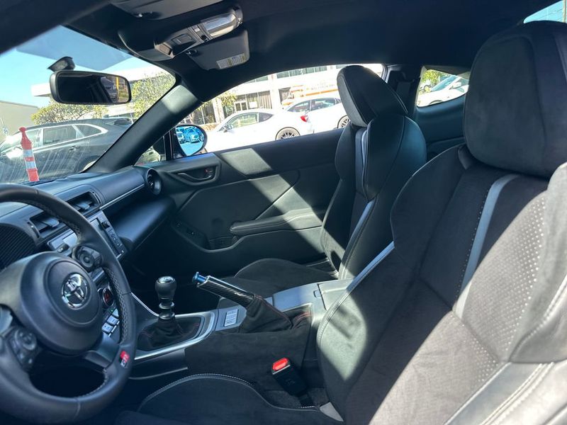 2022 Toyota GR86 Premium Manual - 22980600 - 11