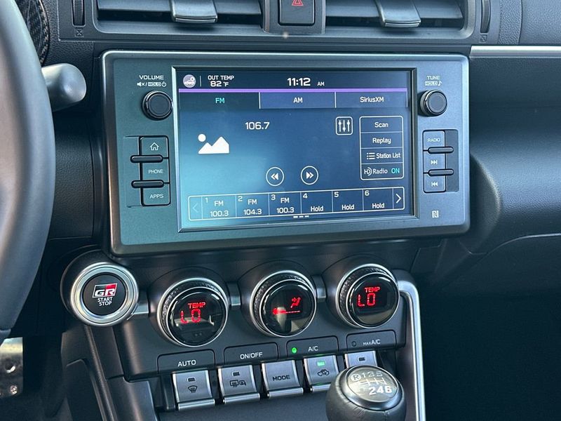 2022 Toyota GR86 Premium Manual - 22980600 - 14