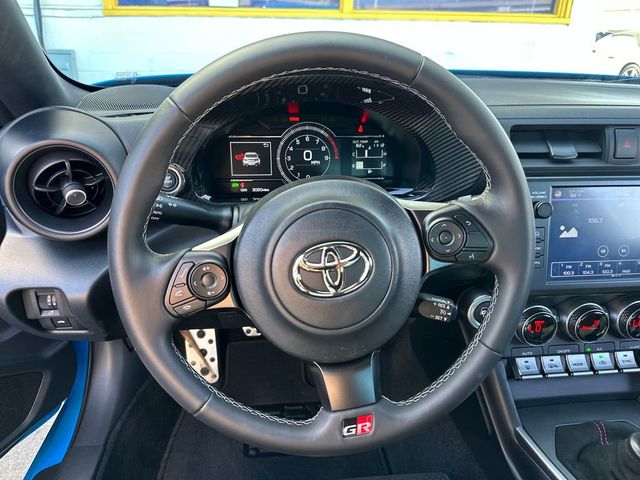 2022 Toyota GR86 Premium Manual - 22980600 - 16