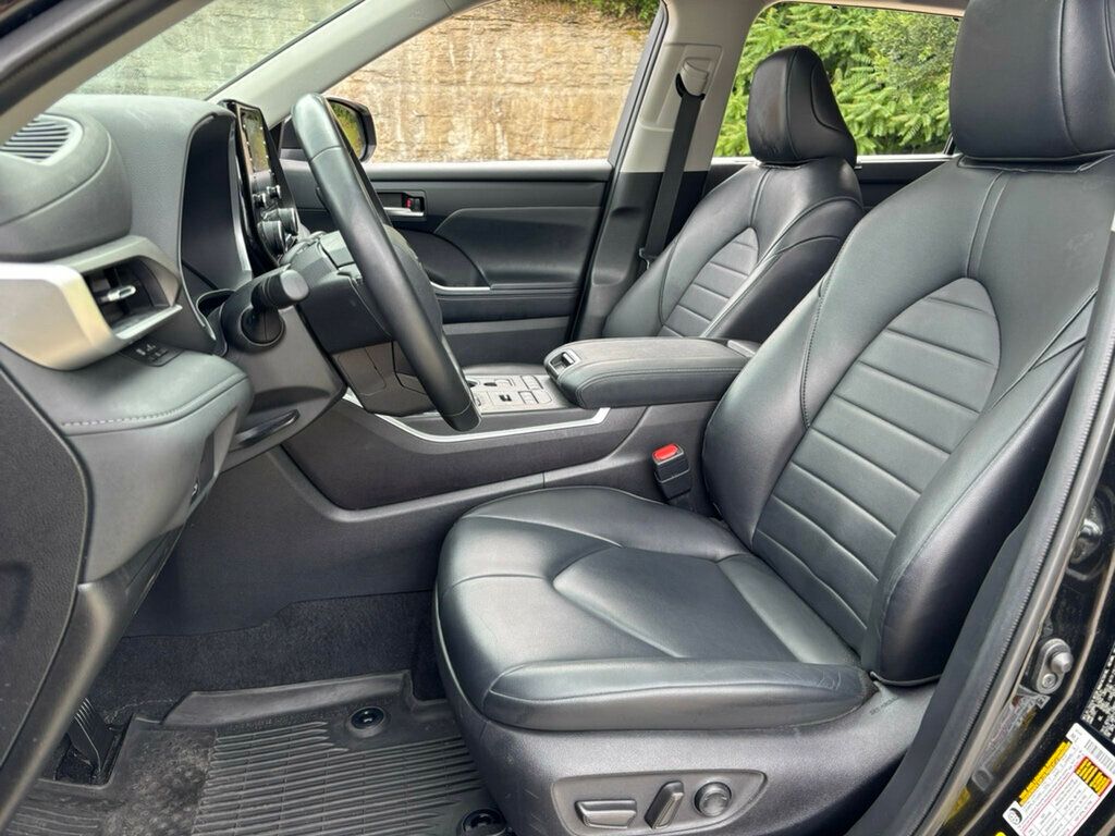 2022 Toyota Highlander 2022 Toyota Highlander XLE - 23030635 - 10