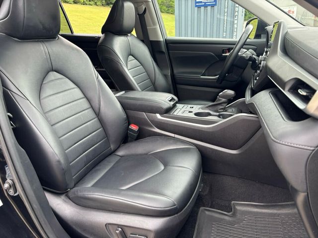 2022 Toyota Highlander 2022 Toyota Highlander XLE - 23030635 - 11