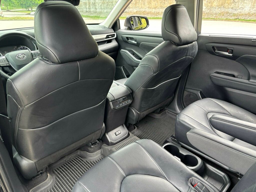 2022 Toyota Highlander 2022 Toyota Highlander XLE - 23030635 - 15