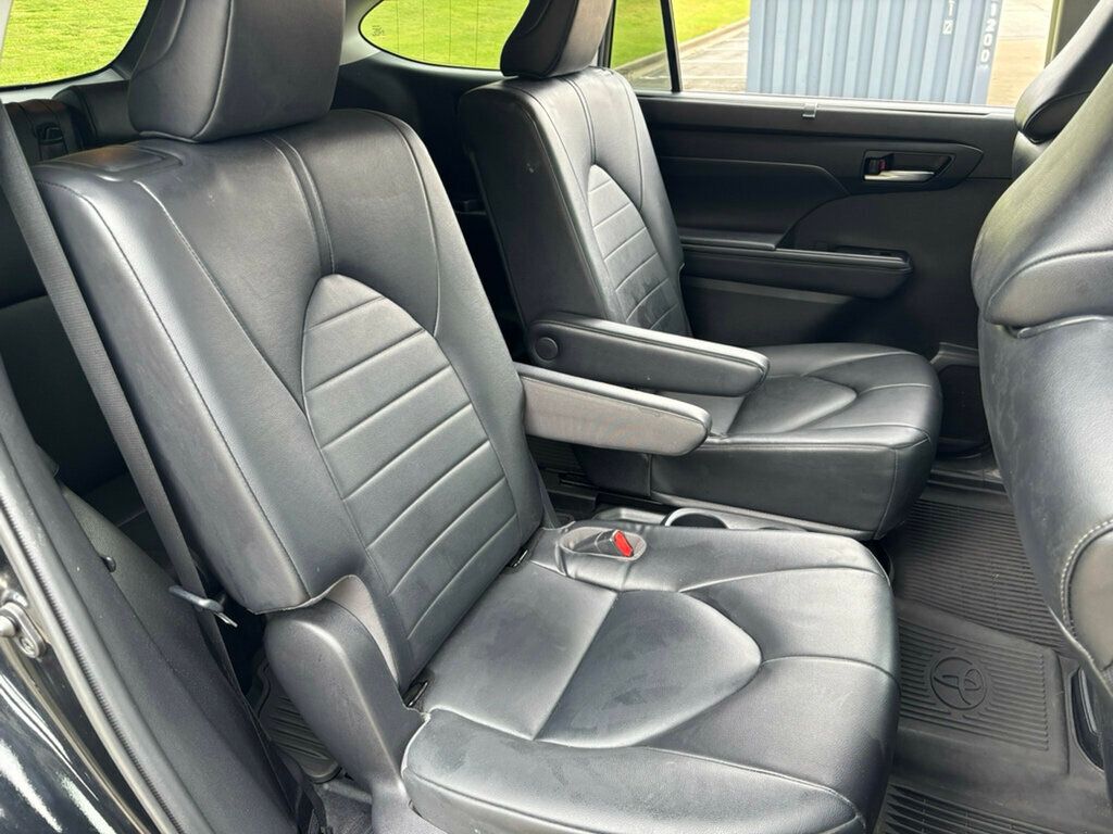 2022 Toyota Highlander 2022 Toyota Highlander XLE - 23030635 - 17