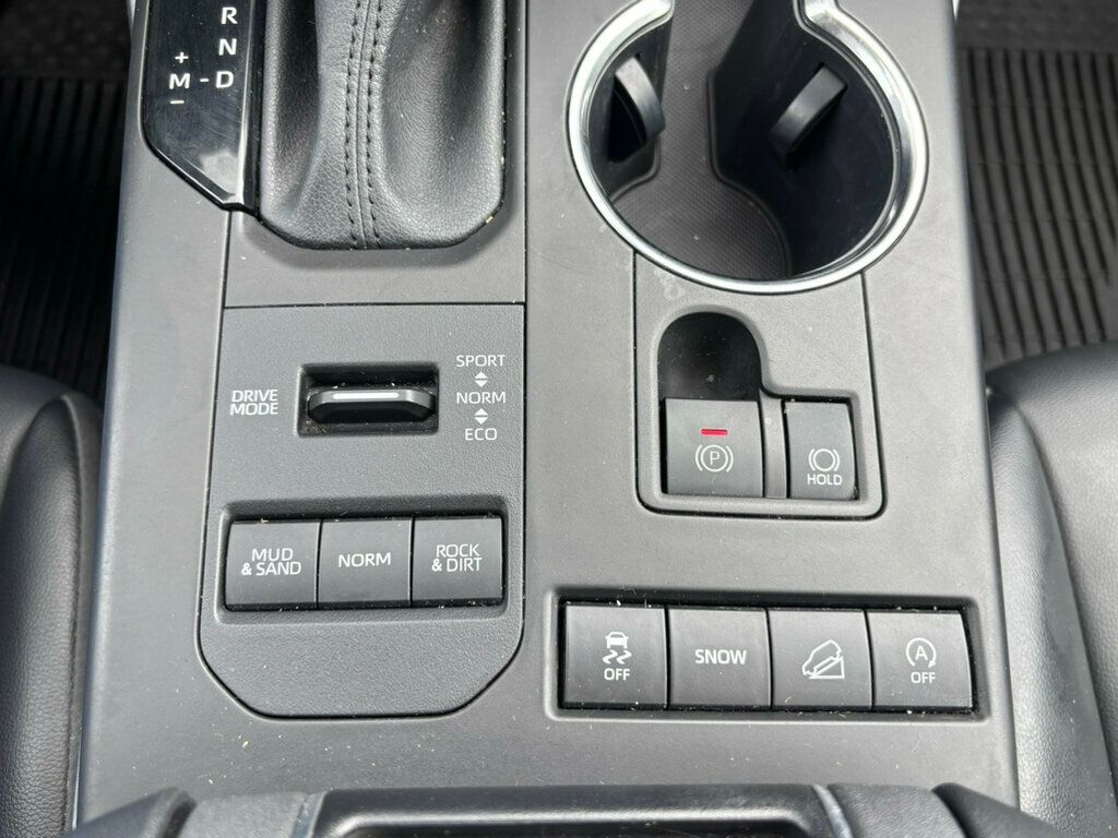 2022 Toyota Highlander 2022 Toyota Highlander XLE - 23030635 - 29