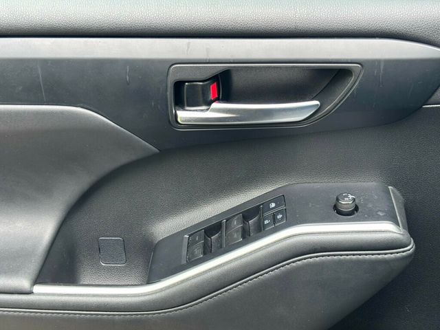 2022 Toyota Highlander 2022 Toyota Highlander XLE - 23030635 - 37