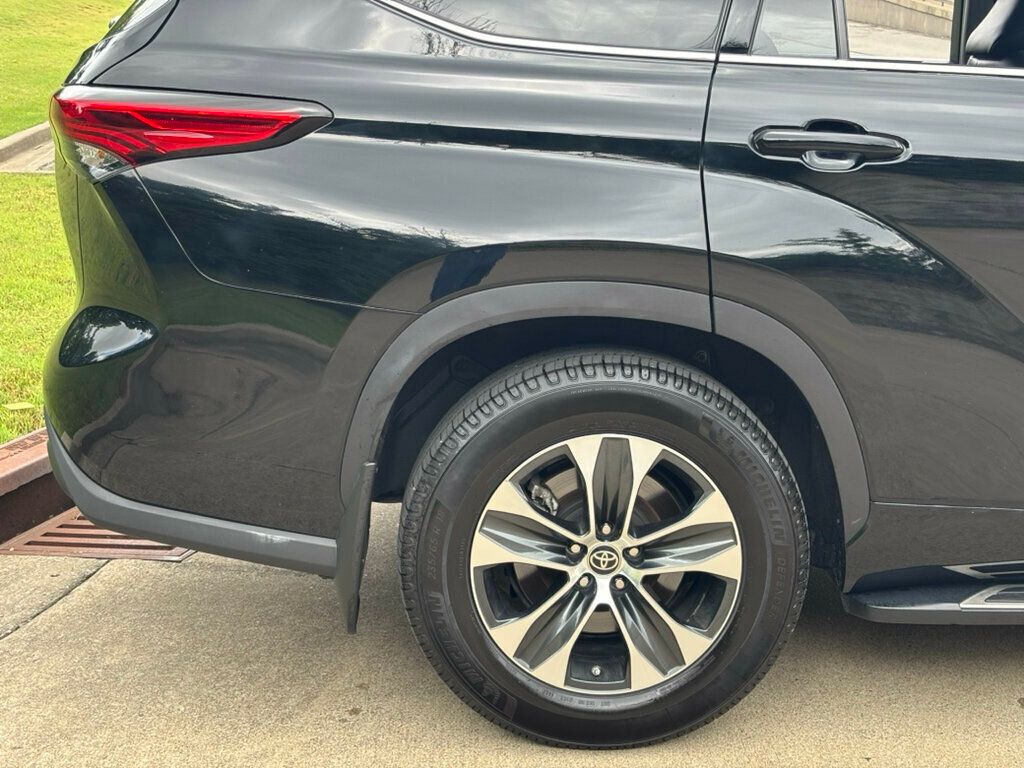 2022 Toyota Highlander 2022 Toyota Highlander XLE - 23030635 - 41