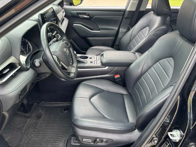 2022 Toyota Highlander 2022 Toyota Highlander XLE - 23030635 - 8