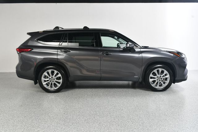 2022 Toyota Highlander Hybrid Limited AWD - 23014175 - 2