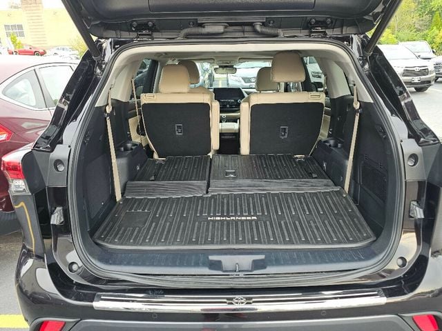 2022 Toyota Highlander Hybrid Limited AWD - 22918473 - 35
