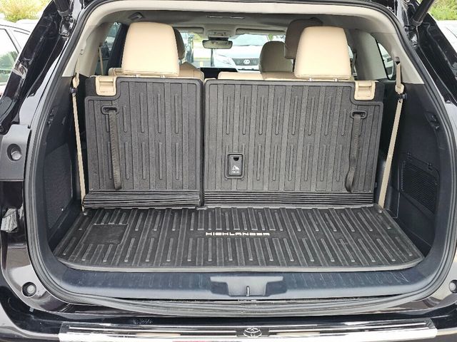 2022 Toyota Highlander Hybrid Limited AWD - 22918473 - 40