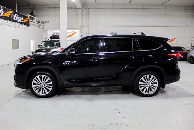 2022 Toyota Highlander Hybrid Platinum 35 MPG PANO ROOF Leather AWD - 22765053 - 1