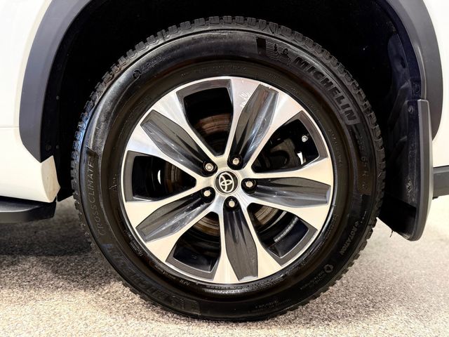 2022 Toyota Highlander Hybrid XLE AWD - 23015206 - 12