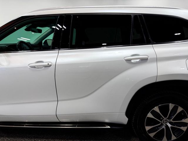 2022 Toyota Highlander Hybrid XLE AWD - 23015206 - 16