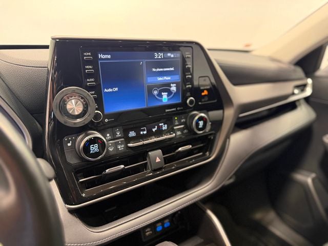 2022 Toyota Highlander Hybrid XLE AWD - 23015206 - 30