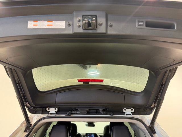 2022 Toyota Highlander Hybrid XLE AWD - 23015206 - 47