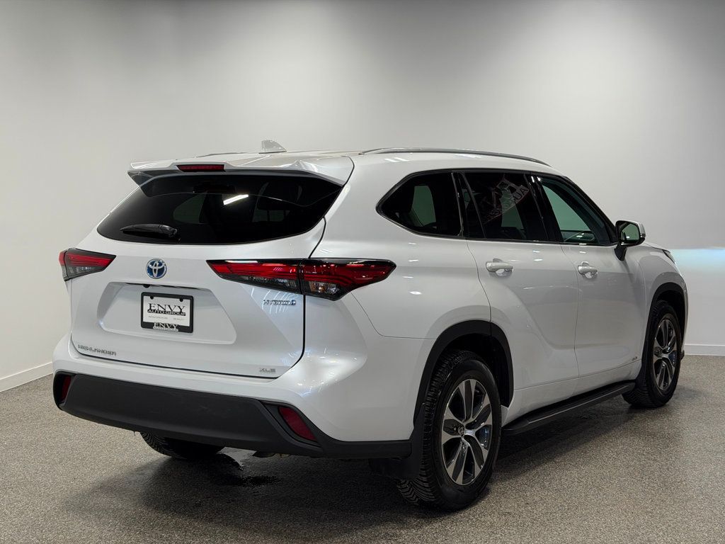 2022 Toyota Highlander Hybrid XLE AWD - 23015206 - 62
