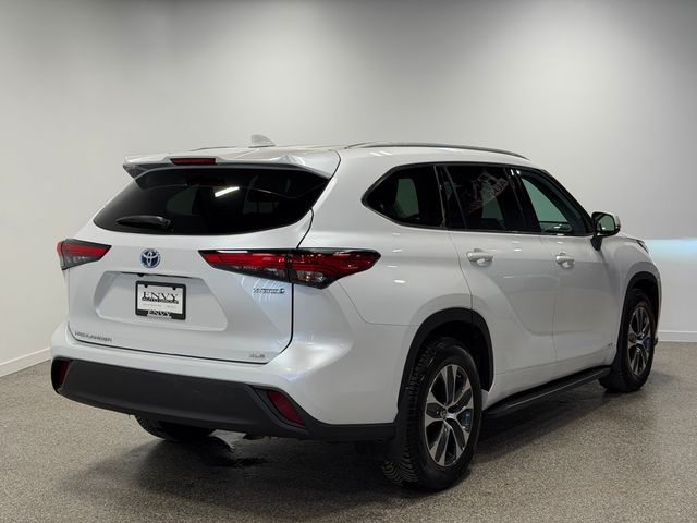 2022 Toyota Highlander Hybrid XLE AWD - 23015206 - 62