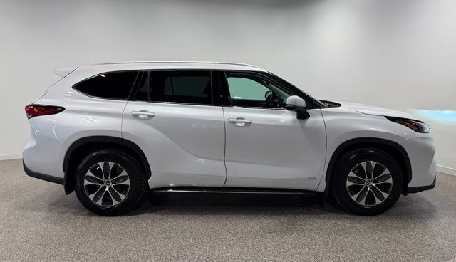 2022 Toyota Highlander Hybrid XLE AWD - 23015206 - 63