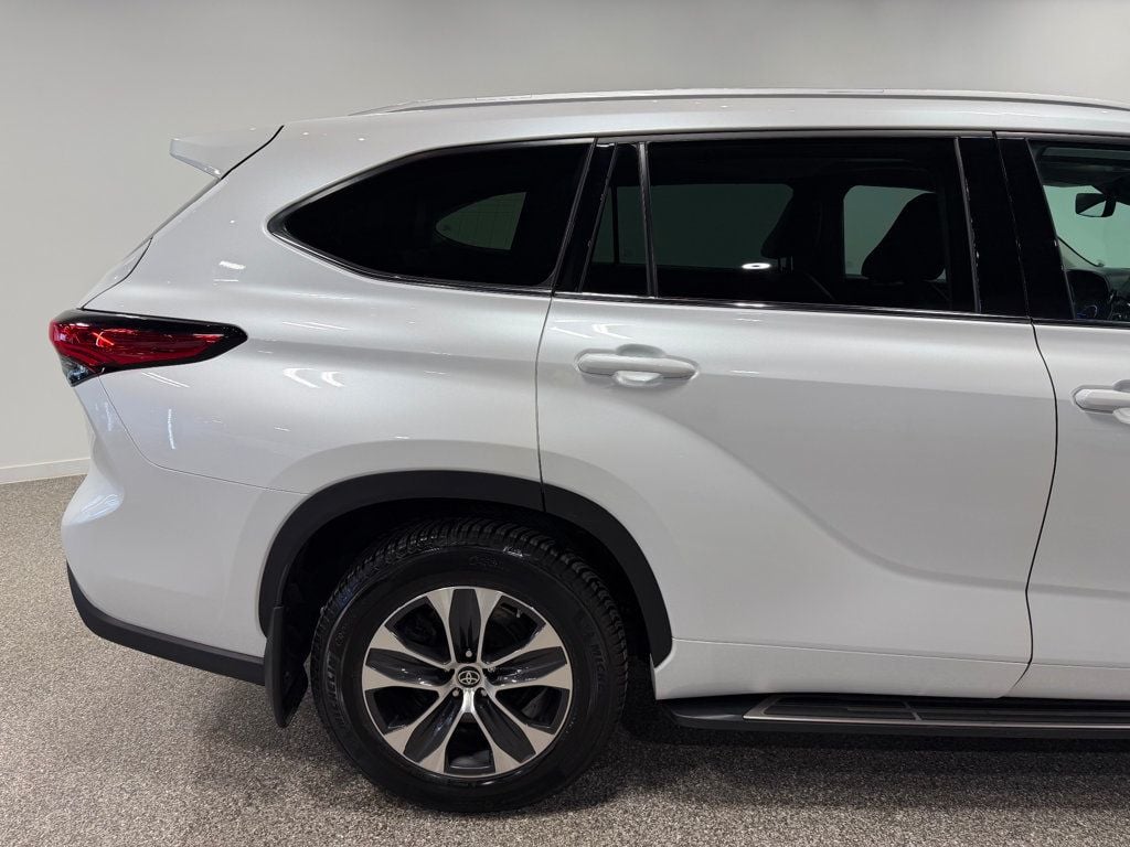 2022 Toyota Highlander Hybrid XLE AWD - 23015206 - 67
