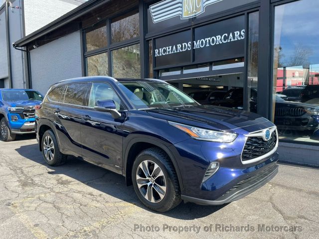 2022 Toyota Highlander Hybrid XLE AWD - 23012885 - 0