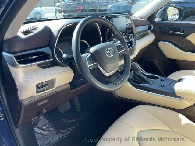 2022 Toyota Highlander Hybrid XLE AWD - 23012885 - 10