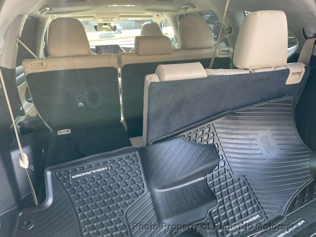 2022 Toyota Highlander Hybrid XLE AWD - 23012885 - 19