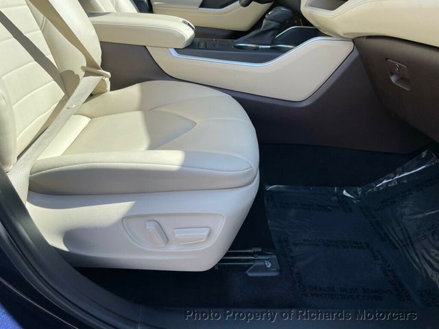 2022 Toyota Highlander Hybrid XLE AWD - 23012885 - 22