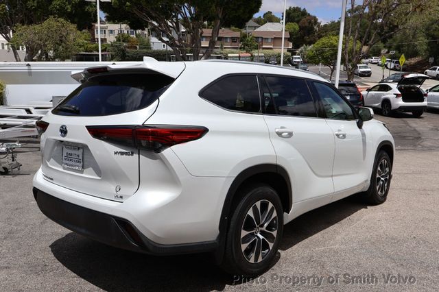 2022 Toyota Highlander Hybrid XLE AWD - 23033973 - 4