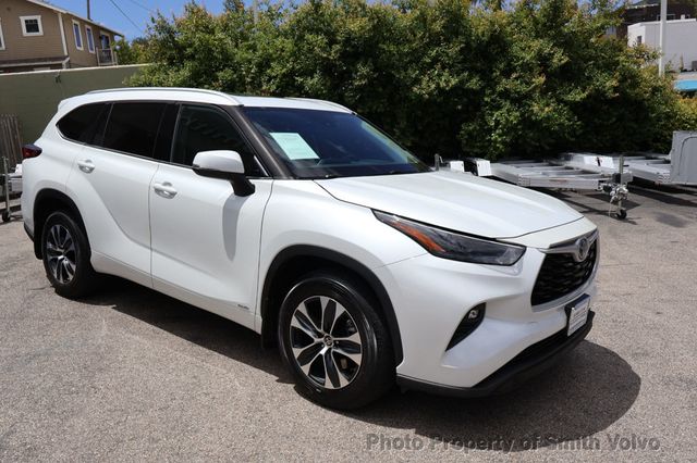 2022 Toyota Highlander Hybrid XLE AWD - 23033973 - 6