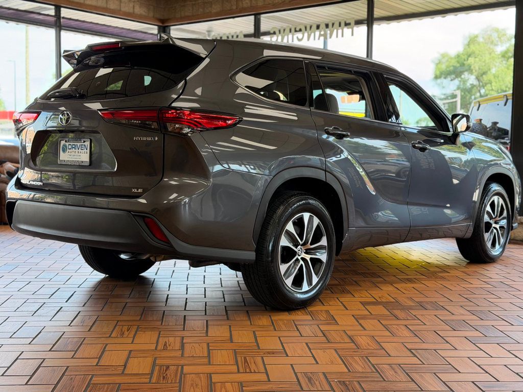 2022 Toyota Highlander Hybrid XLE FWD - 23036556 - 9