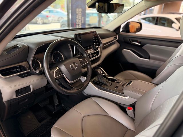 2022 Toyota Highlander Hybrid XLE FWD - 23036556 - 11