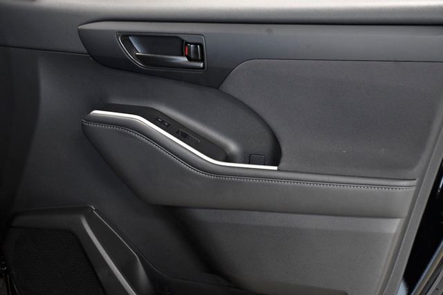 2022 Toyota Highlander L AWD - 22974361 - 17