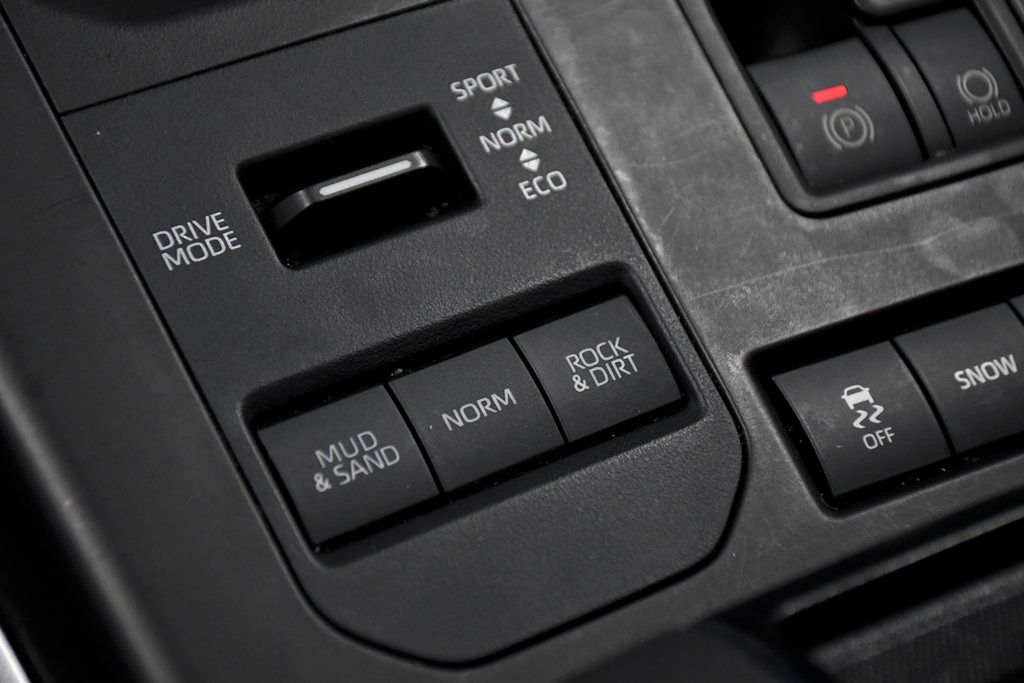 2022 Toyota Highlander L AWD - 22974361 - 26