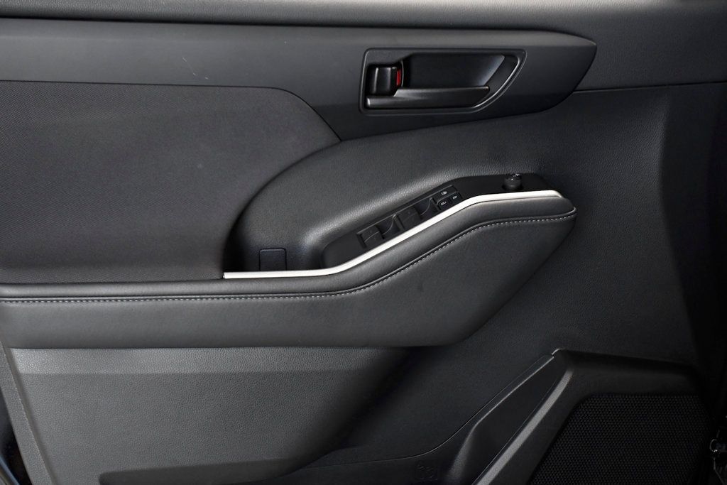 2022 Toyota Highlander L AWD - 22974361 - 8