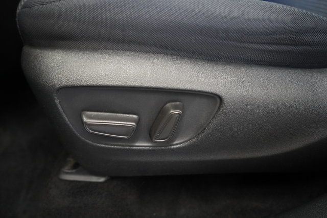 2022 Toyota Highlander LE - 23100271 - 11