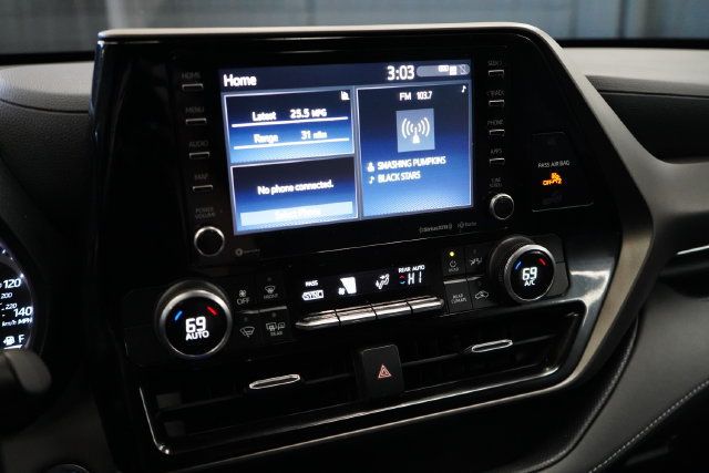 2022 Toyota Highlander LE - 23100271 - 22