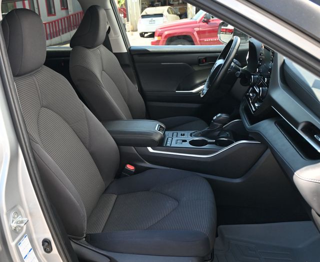 2022 Toyota Highlander LE AWD 3rd Row Seat  - 22995902 - 15