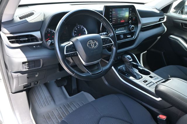 2022 Toyota Highlander LE AWD 3rd Row Seat  - 22995902 - 6