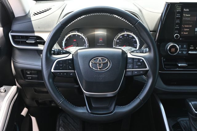 2022 Toyota Highlander LE FWD - 23013229 - 8
