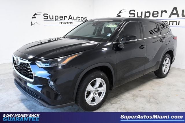 2022 Toyota Highlander LE FWD - 22719504 - 0