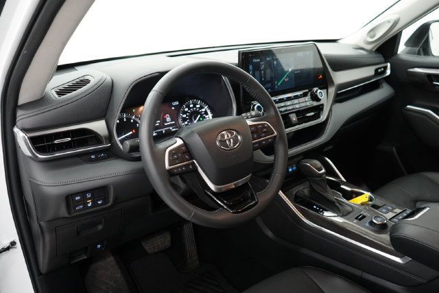 2022 Toyota Highlander Limited - 23092650 - 13